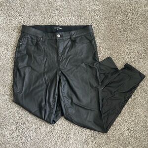 LAST CHANCE - Fashion Nova black faux leather pants